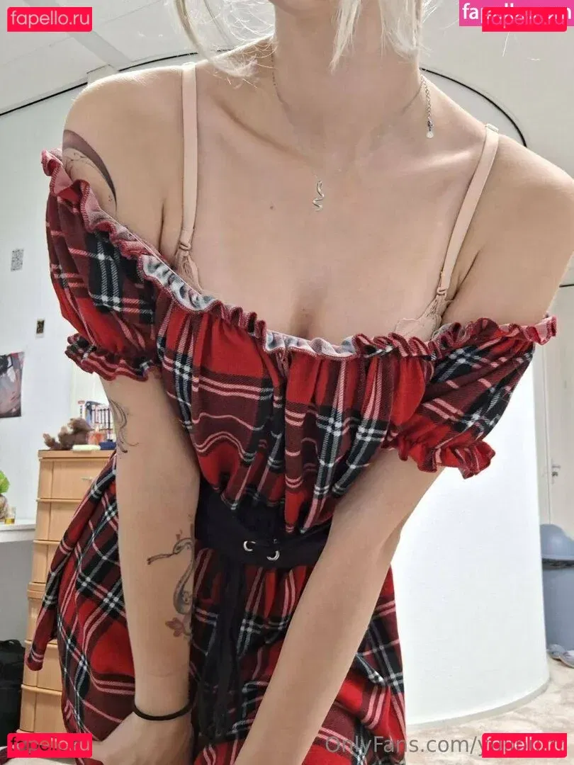 yulipurrr Onlyfans Photo Gallery 