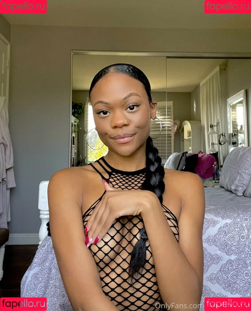 karliebaby_k Onlyfans Photo Gallery 