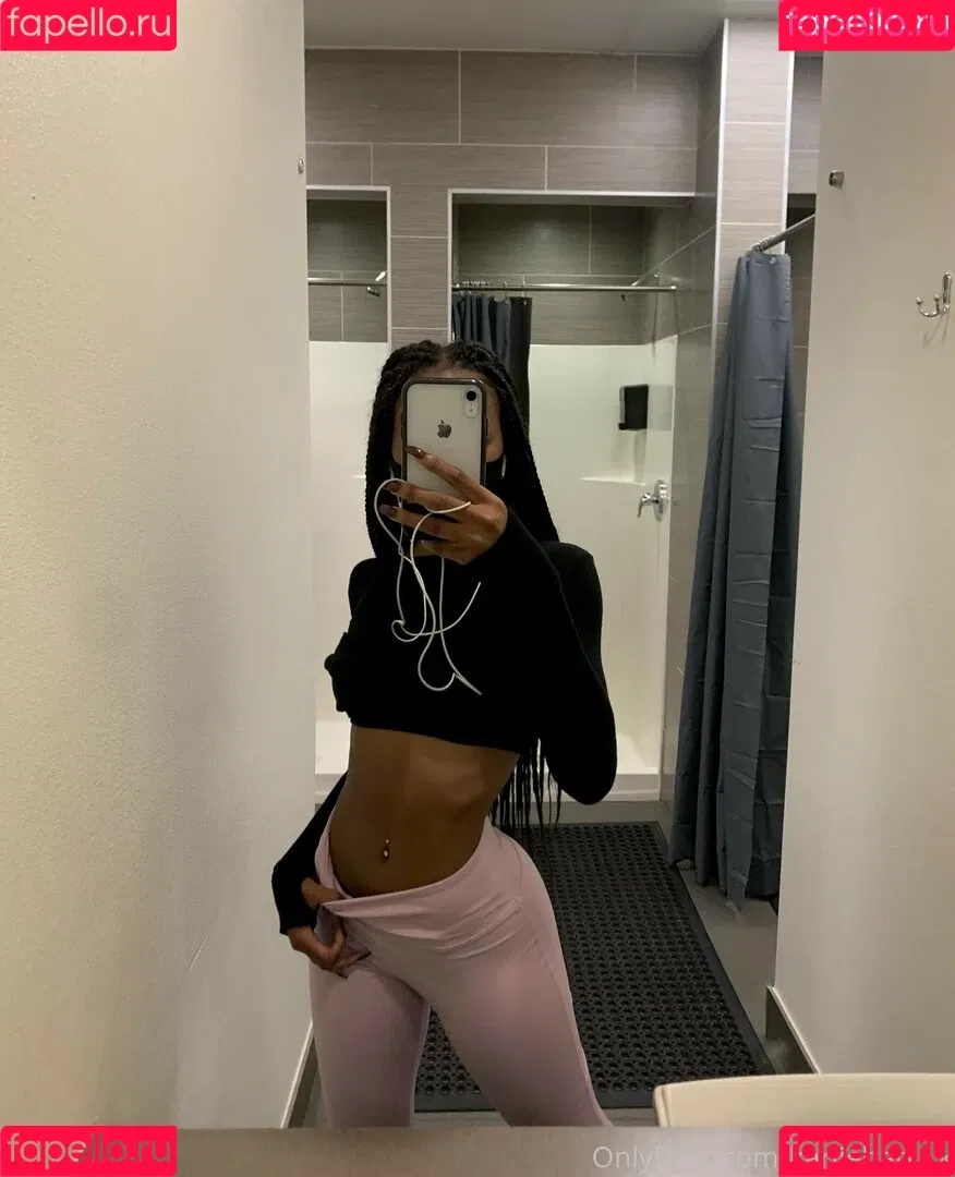 karliebaby_k Onlyfans Photo Gallery 