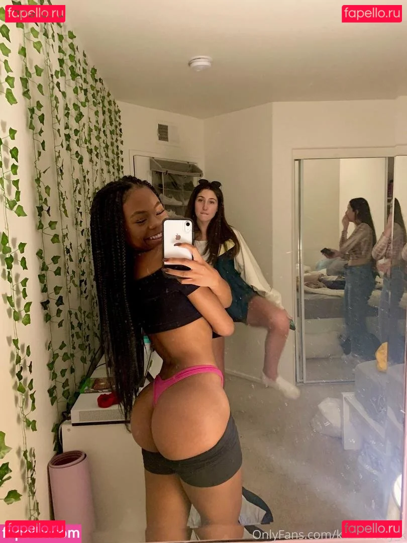 karliebaby_k Onlyfans Photo Gallery 