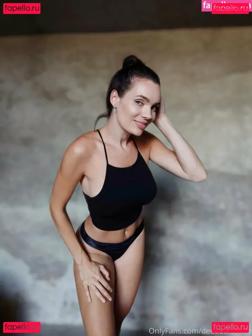 deedeerczfree Onlyfans Photo Gallery 