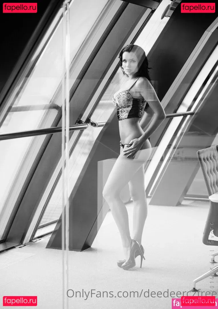 deedeerczfree Onlyfans Photo Gallery 