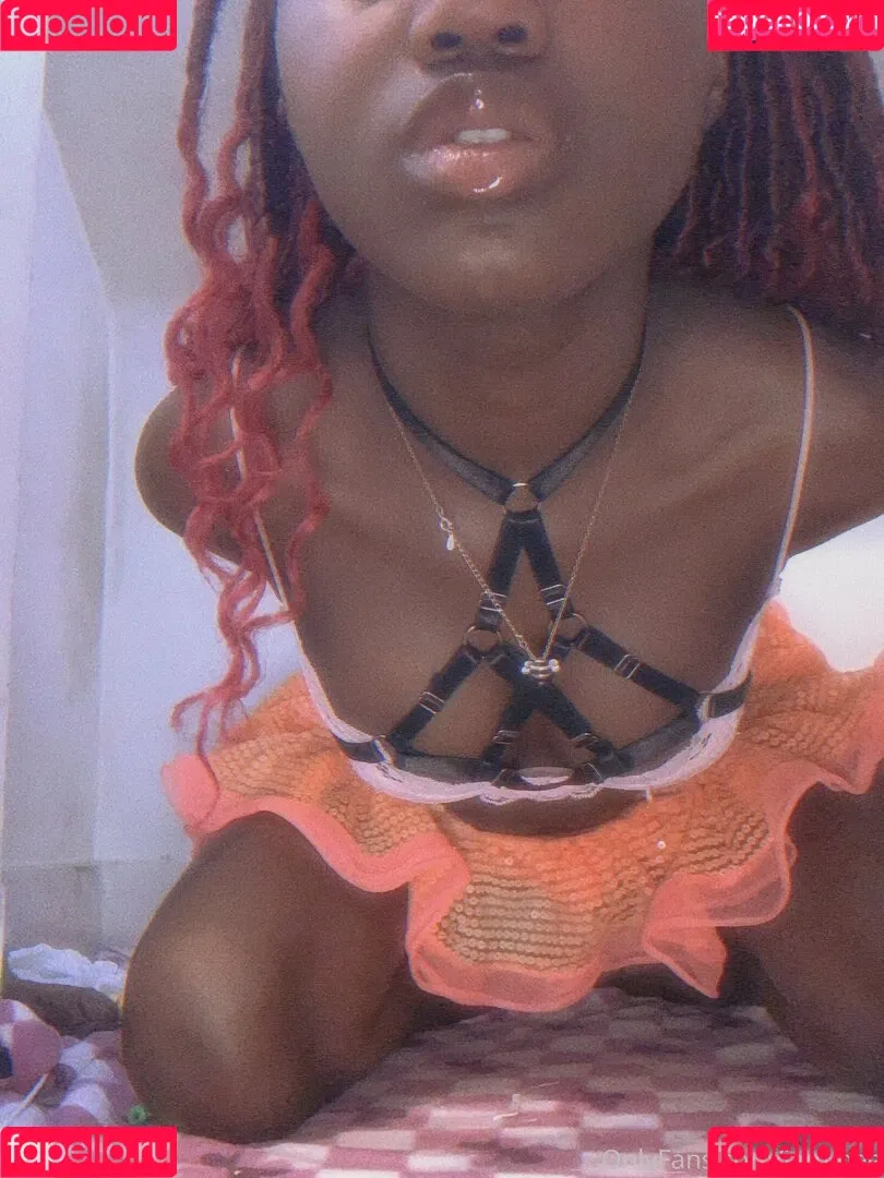 jam.bee Onlyfans Photo Gallery 