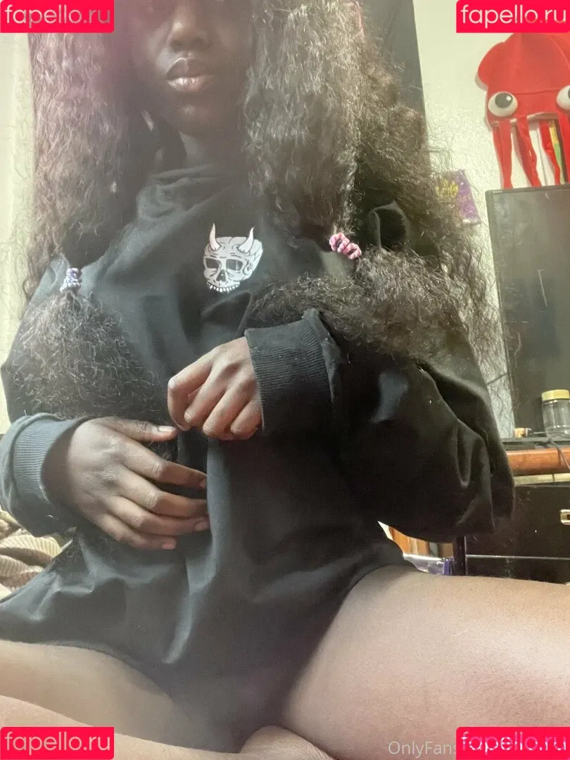 jam.bee Onlyfans Photo Gallery 