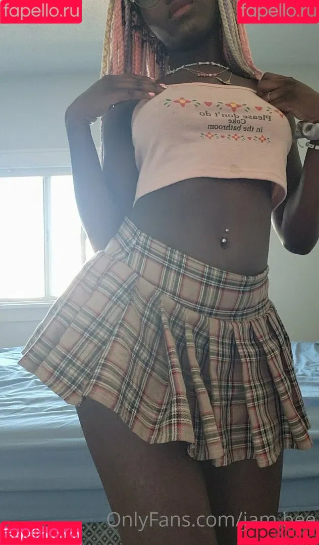 jam.bee Onlyfans Photo Gallery 