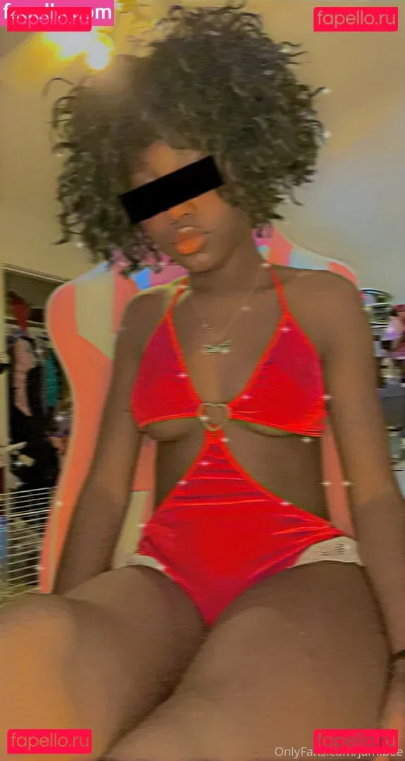 jam.bee Onlyfans Photo Gallery 