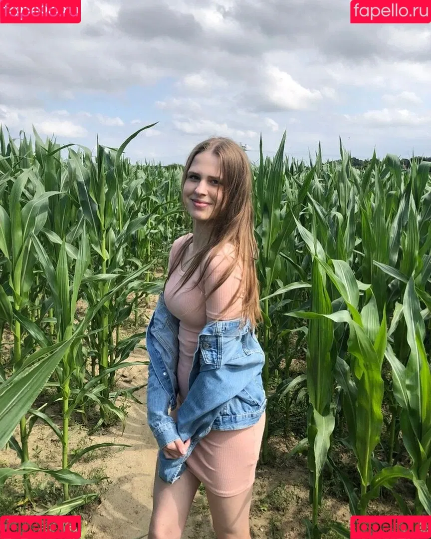 Sxrxhlea Onlyfans Photo Gallery 