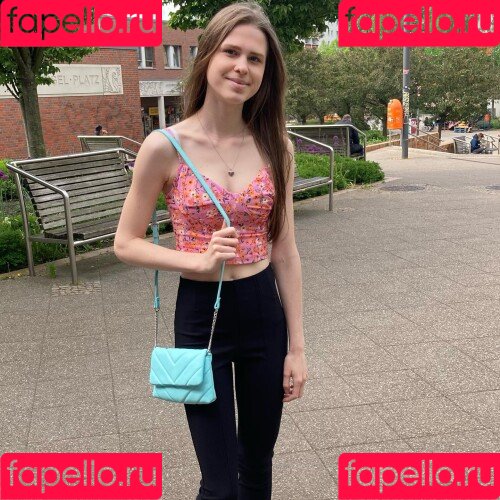 Sxrxhlea Onlyfans Photo Gallery 