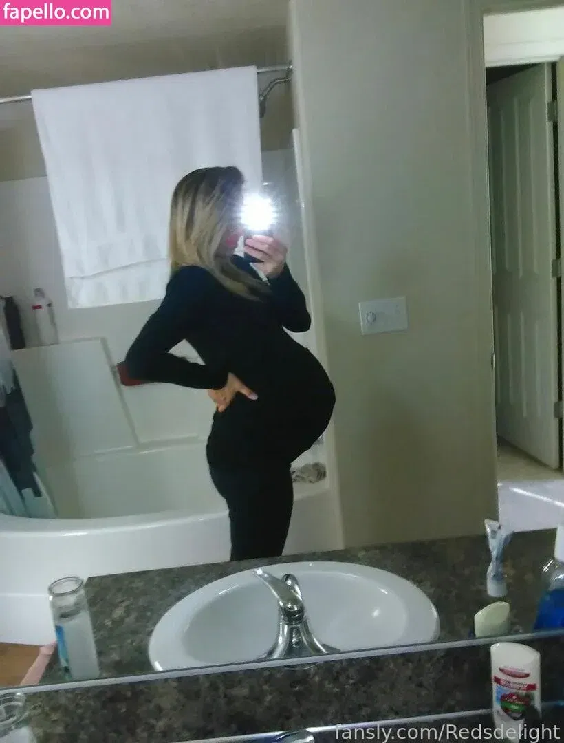 RedsDelight Onlyfans Photo Gallery 