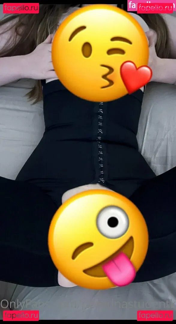 porednastudentkamarusa Onlyfans Photo Gallery 