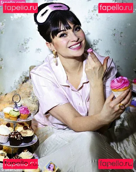 Gizzi Erskine Onlyfans Photo Gallery 