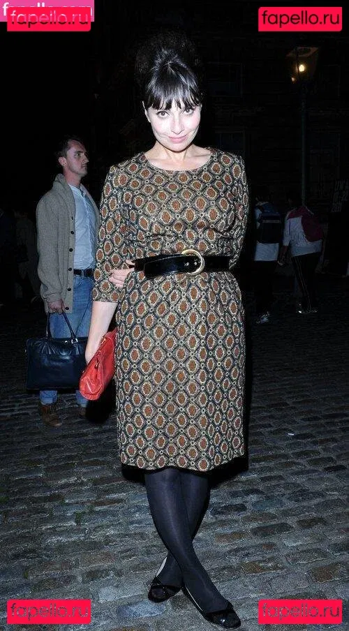 Gizzi Erskine Onlyfans Photo Gallery 