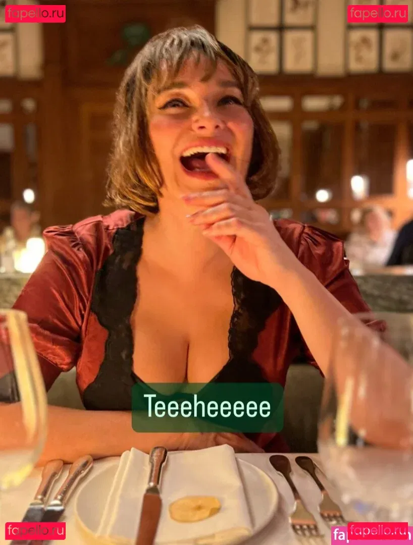 Gizzi Erskine Onlyfans Photo Gallery 