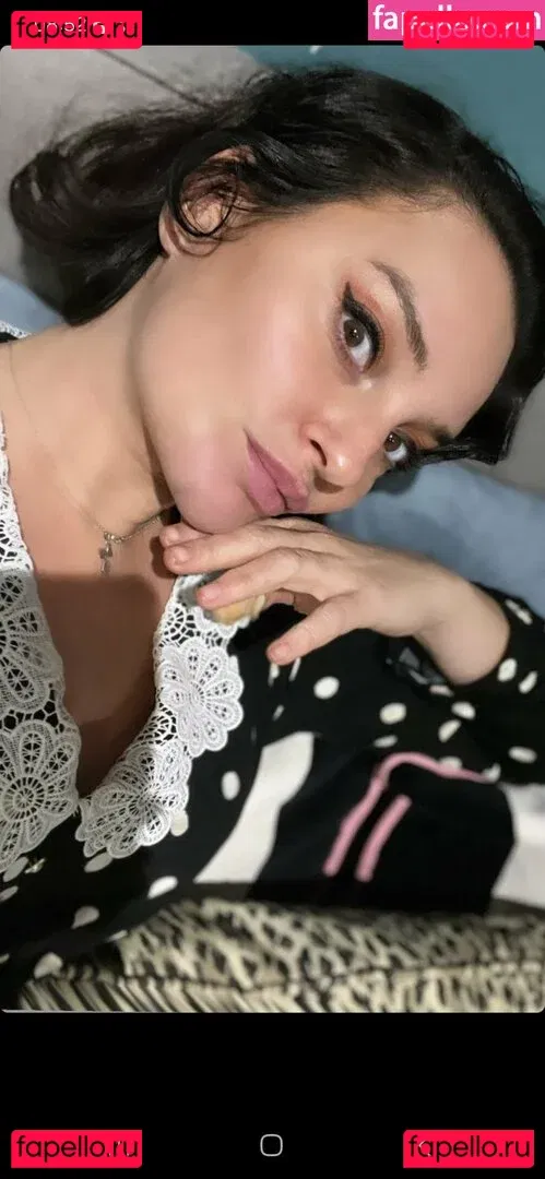 Gizzi Erskine Onlyfans Photo Gallery 