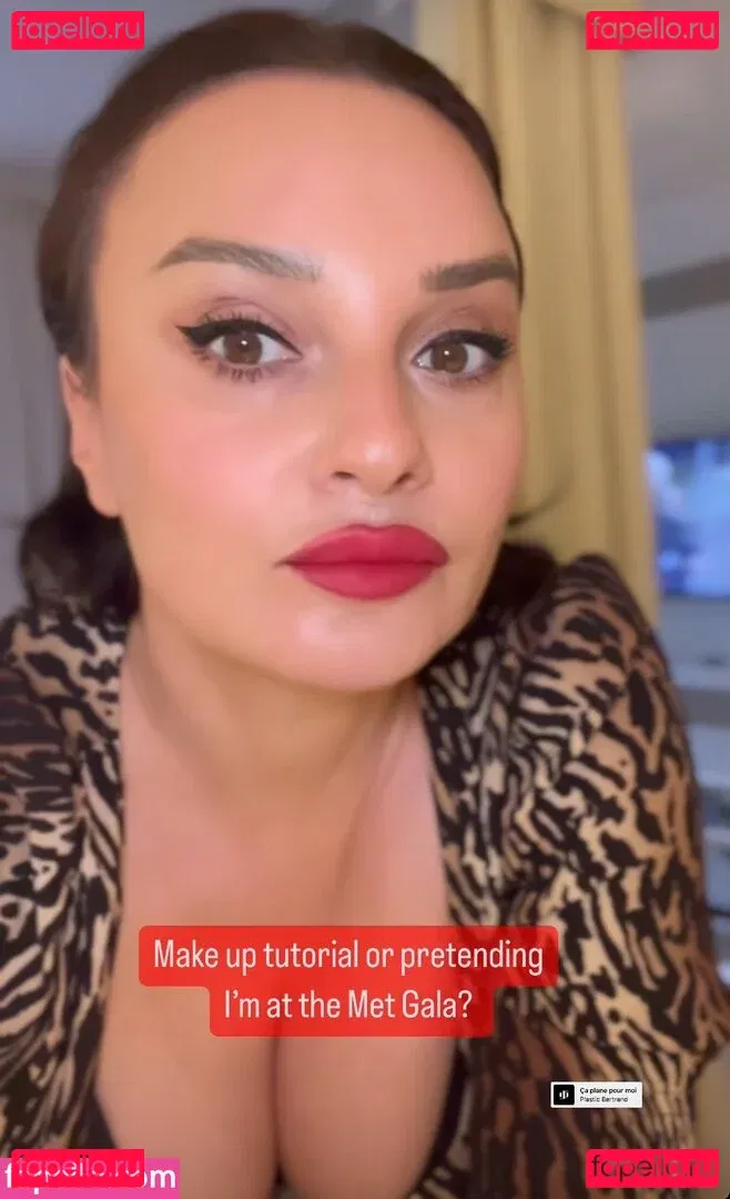 Gizzi Erskine Onlyfans Photo Gallery 