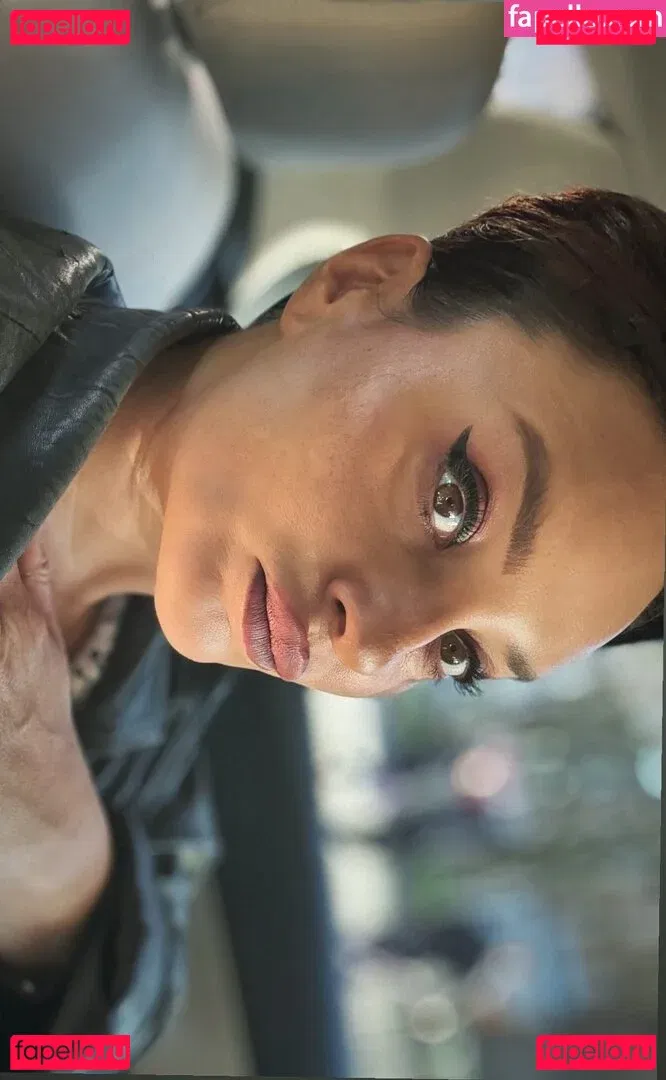 Gizzi Erskine Onlyfans Photo Gallery 