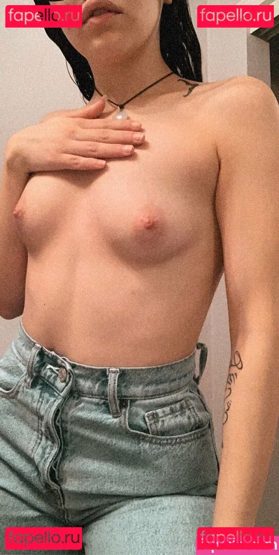 SweetAsianMilk Onlyfans Photo Gallery 