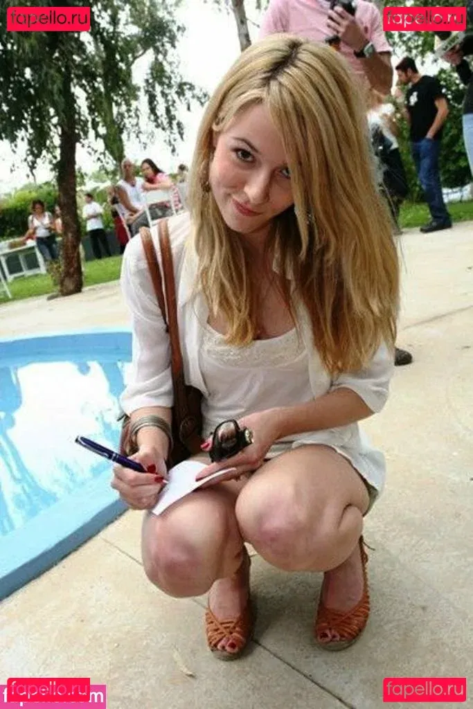 Alona Tal Onlyfans Photo Gallery 