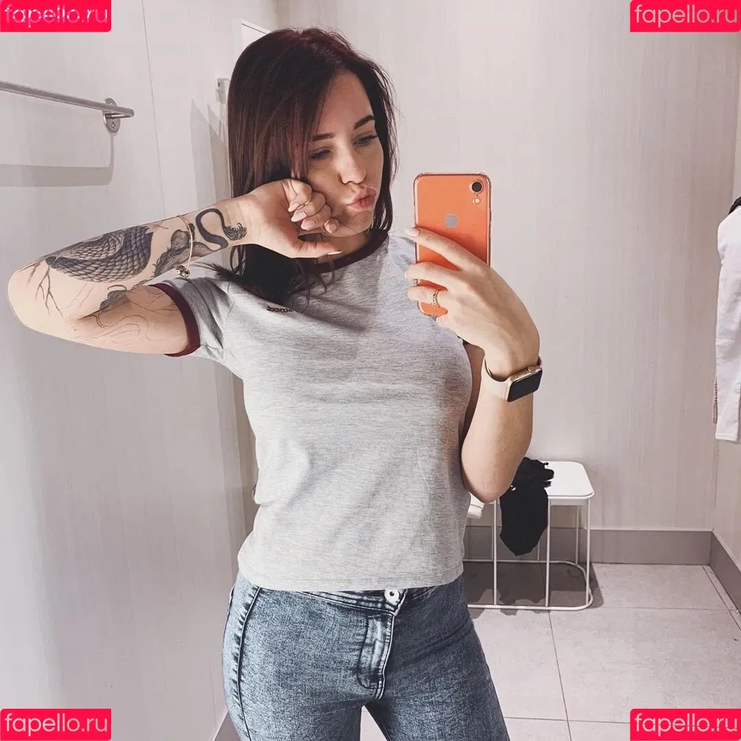 denlyasha Onlyfans Photo Gallery 