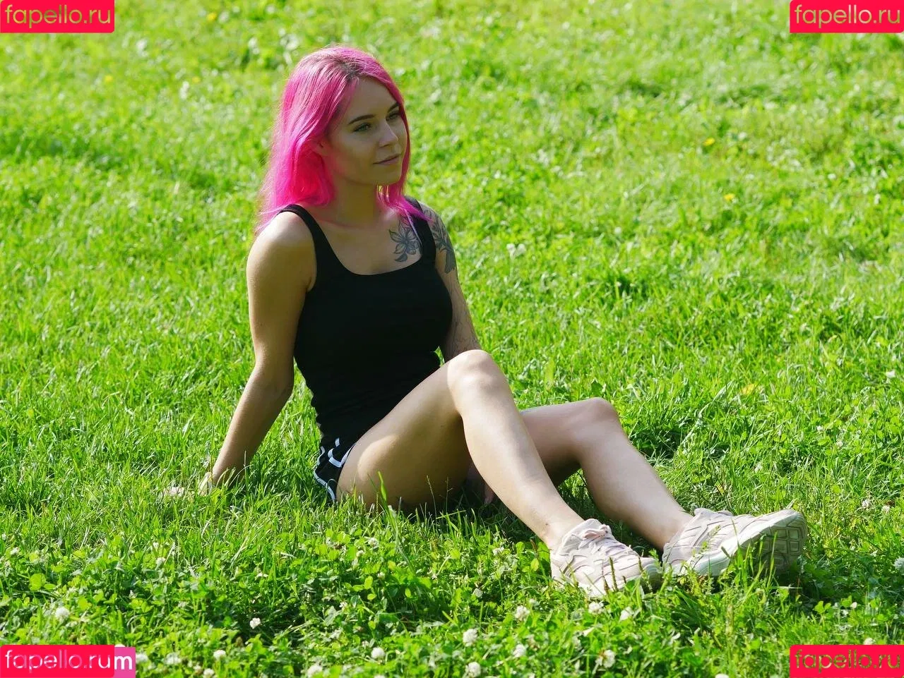 denlyasha Onlyfans Photo Gallery 