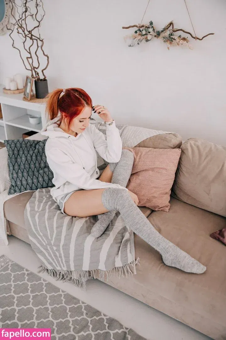 denlyasha Onlyfans Photo Gallery 