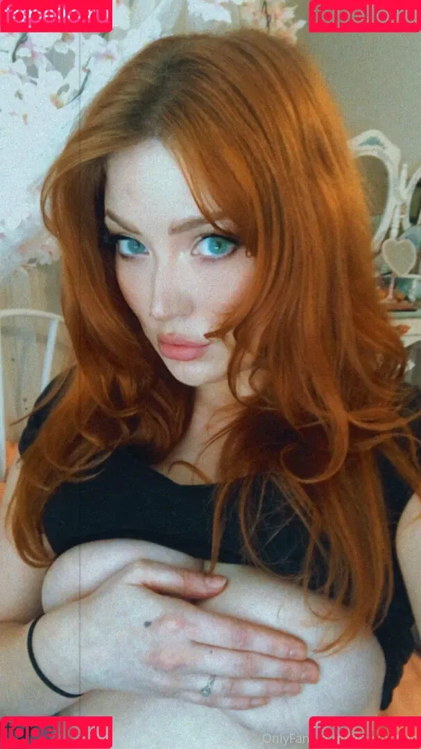 kellykirstein Onlyfans Photo Gallery 