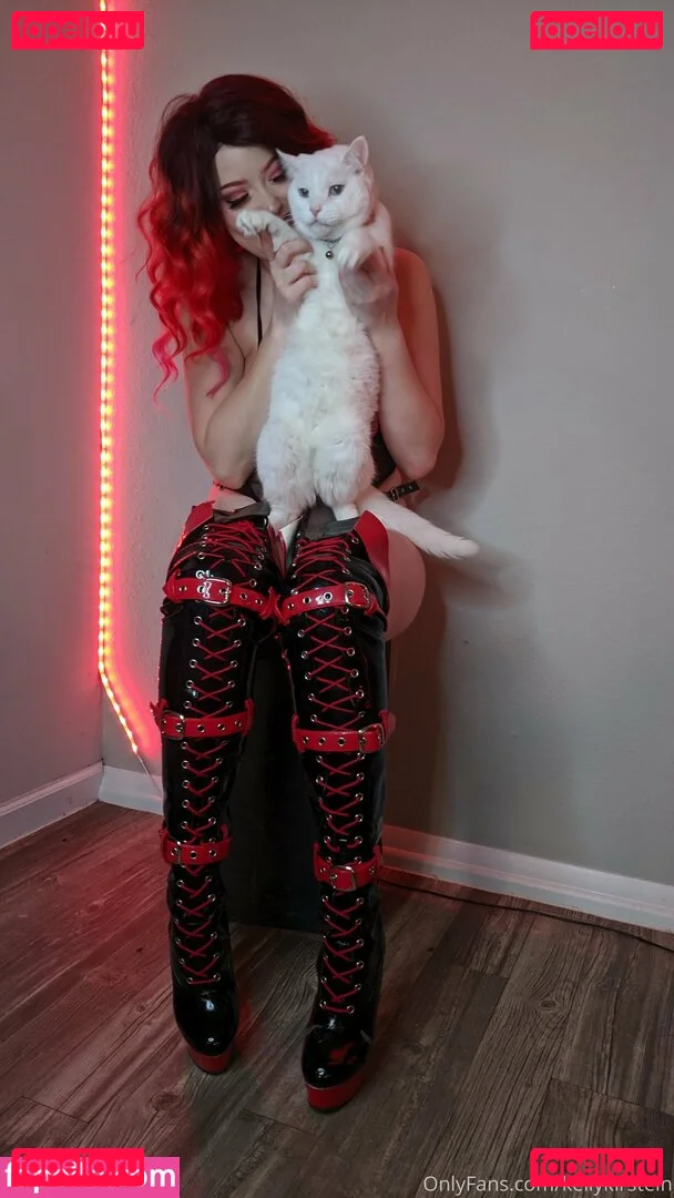 kellykirstein Onlyfans Photo Gallery 