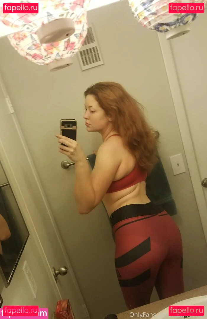 kellykirstein Onlyfans Photo Gallery 