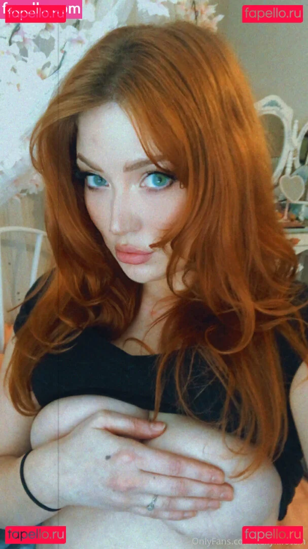 kellykirstein Onlyfans Photo Gallery 