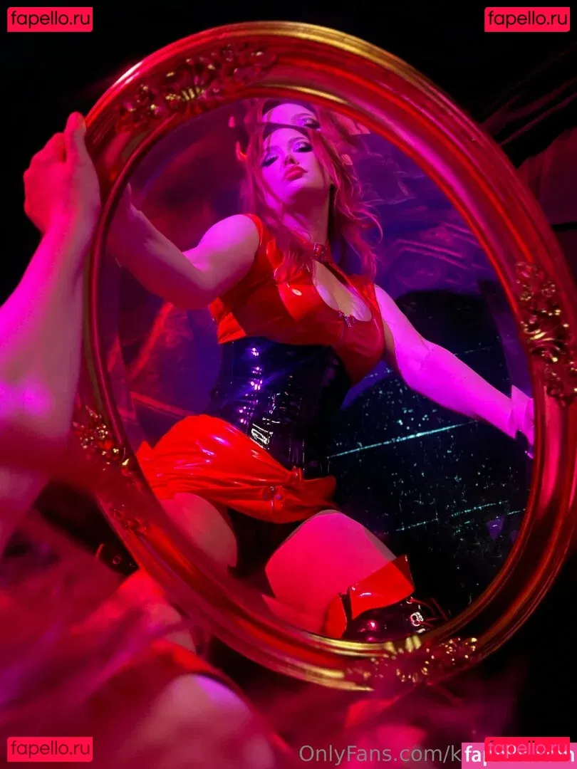 kellykirstein Onlyfans Photo Gallery 