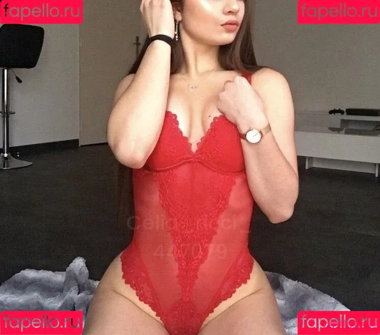 Célia Onlyfans Photo Gallery 