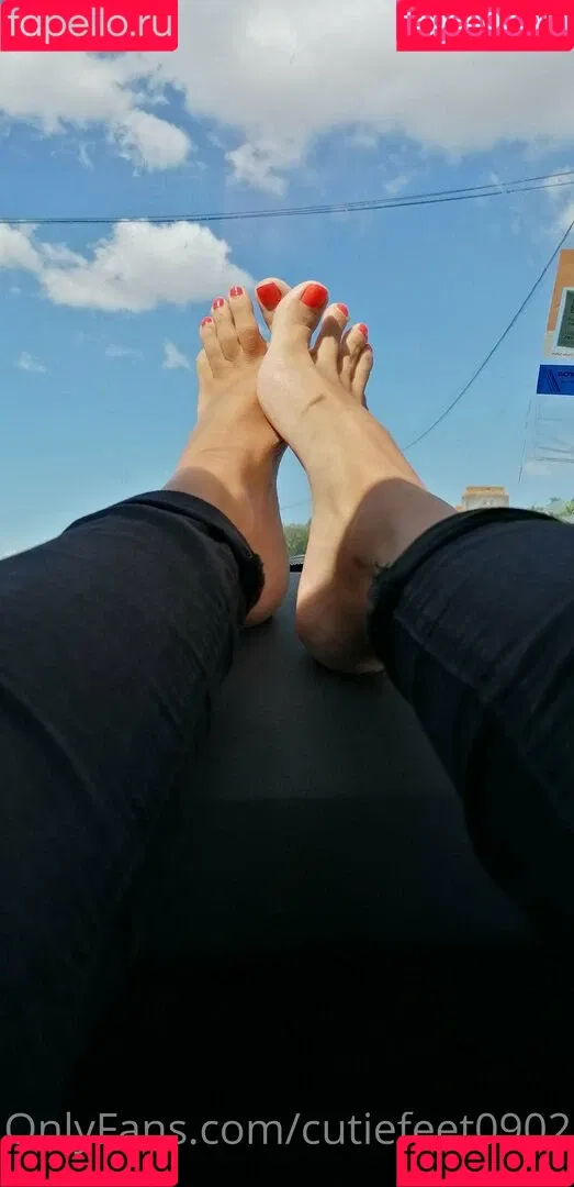 cutiefeet0902 Onlyfans Photo Gallery 