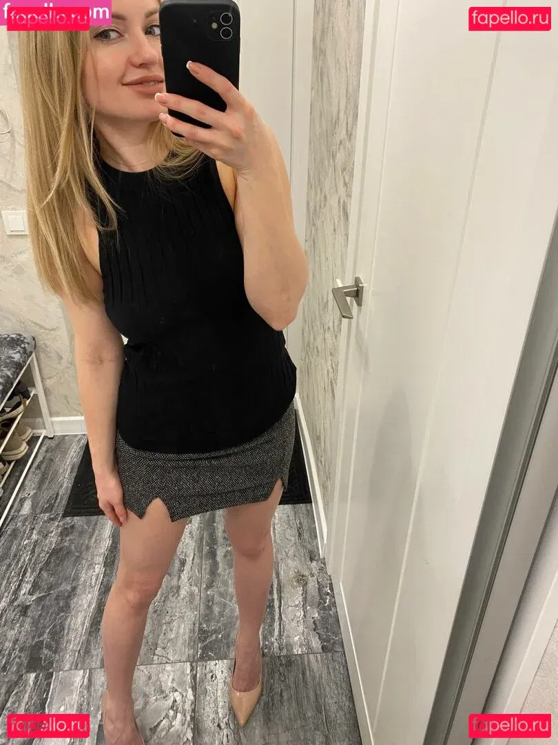 vikkytheone Onlyfans Photo Gallery 