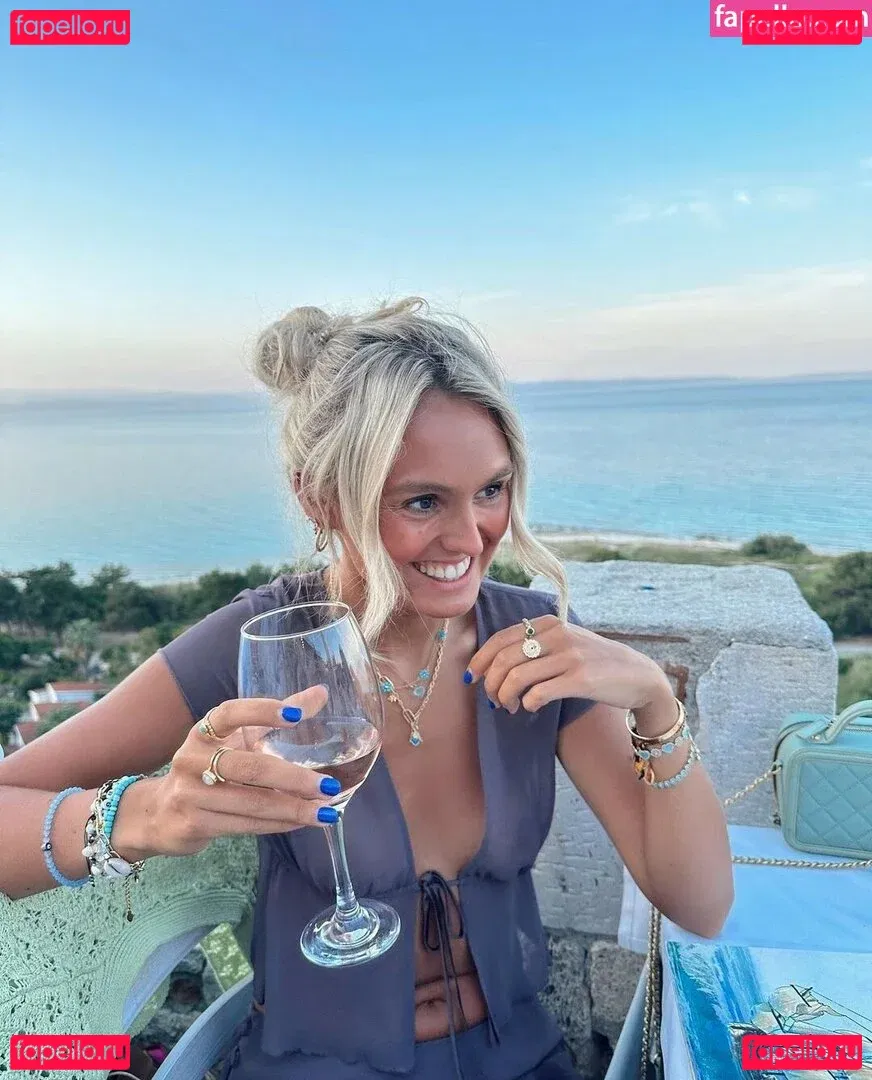 Misha Grimes Onlyfans Photo Gallery 