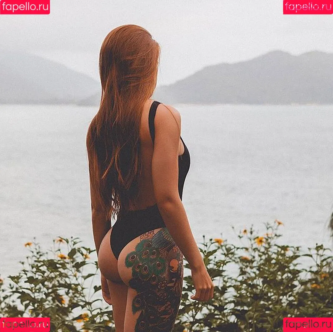 Emille Bee Onlyfans Photo Gallery 