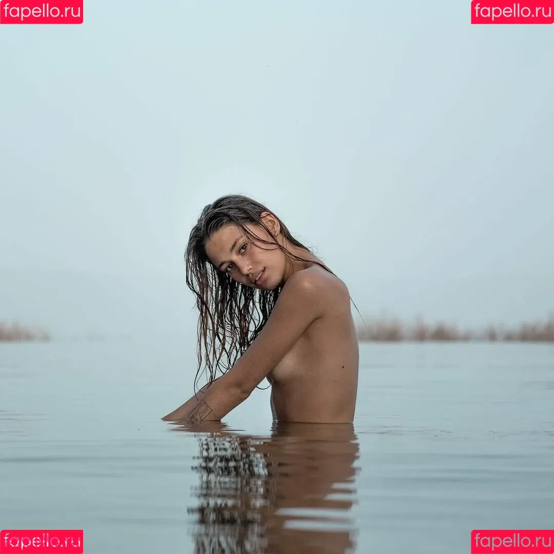 morelimelich Onlyfans Photo Gallery 