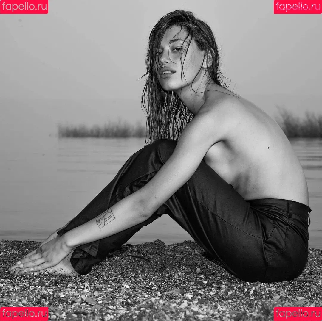 morelimelich Onlyfans Photo Gallery 