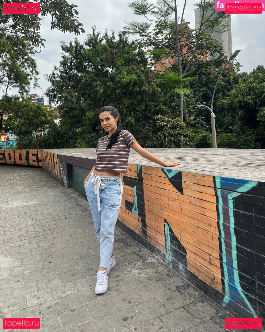 Ana Henao Onlyfans Photo Gallery 