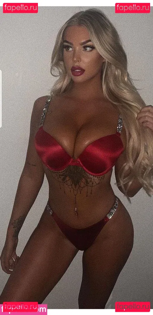 Sophia Leigh Onlyfans Photo Gallery 