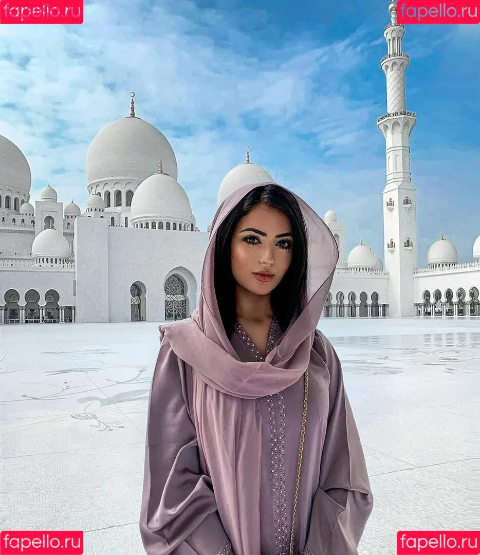 Aneeqa Farid Onlyfans Photo Gallery 