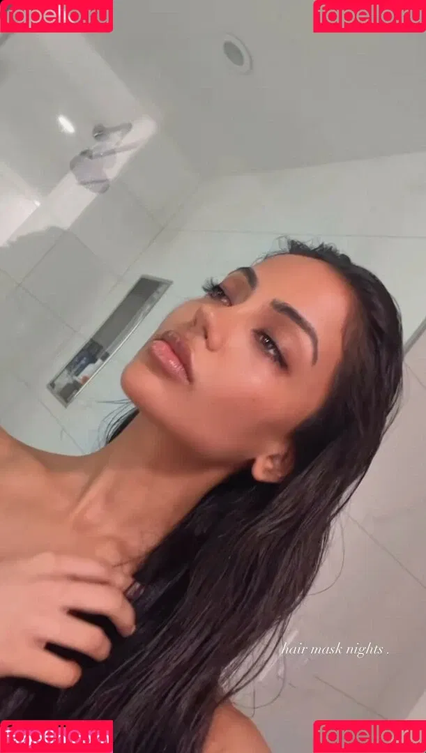 Aneeqa Farid Onlyfans Photo Gallery 
