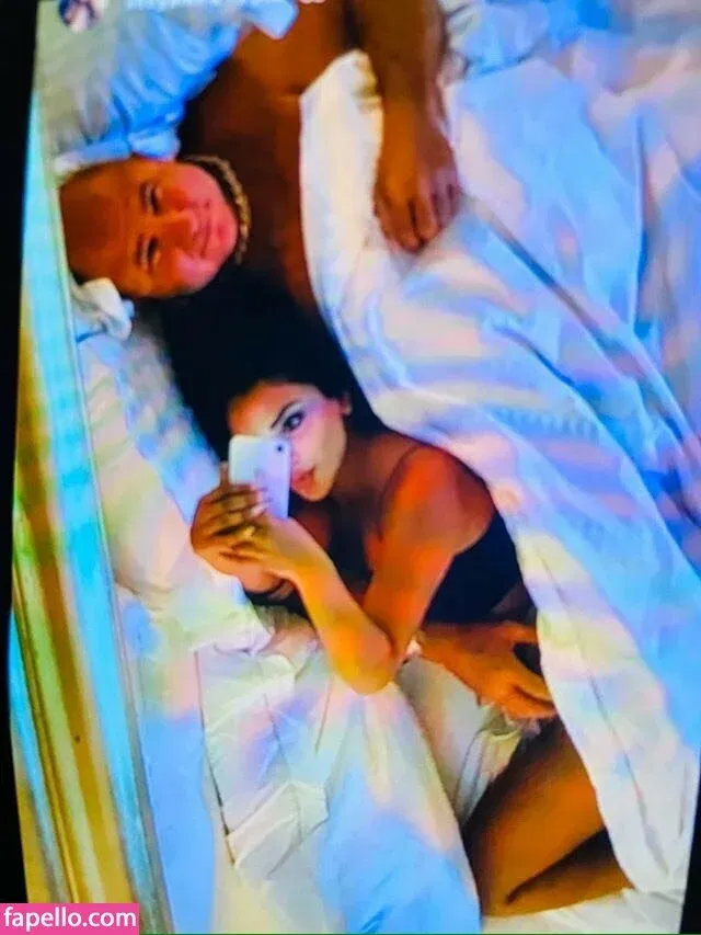 Aneeqa Farid Onlyfans Photo Gallery 