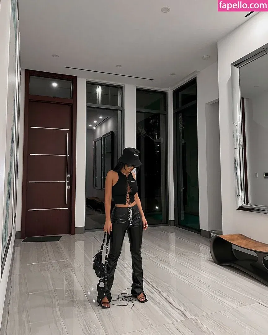 Aneeqa Farid Onlyfans Photo Gallery 