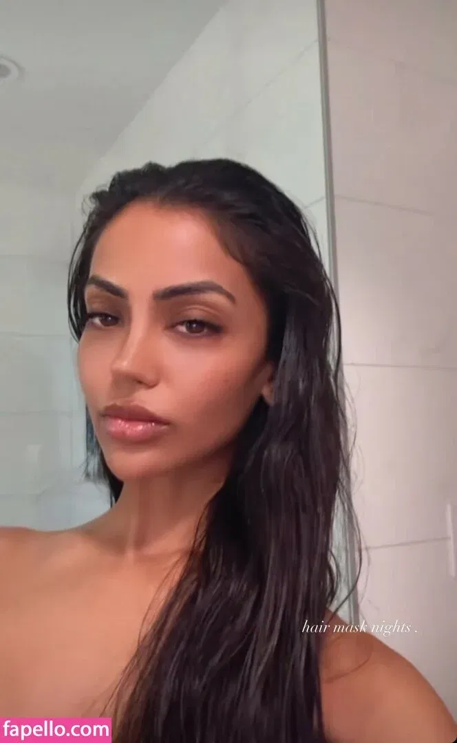 Aneeqa Farid Onlyfans Photo Gallery 