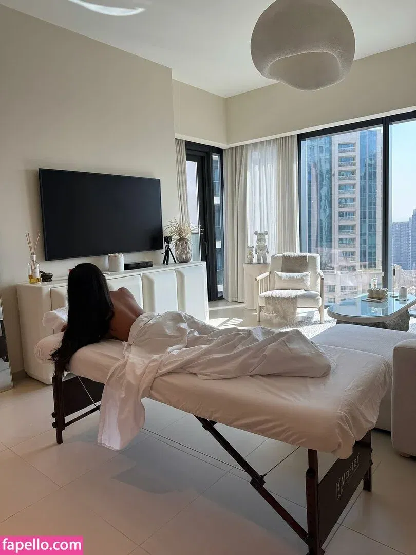 Aneeqa Farid Onlyfans Photo Gallery 