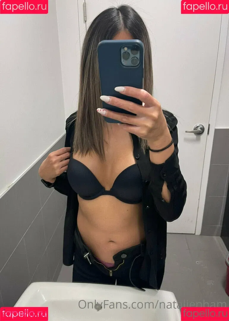 natpham Onlyfans Photo Gallery 