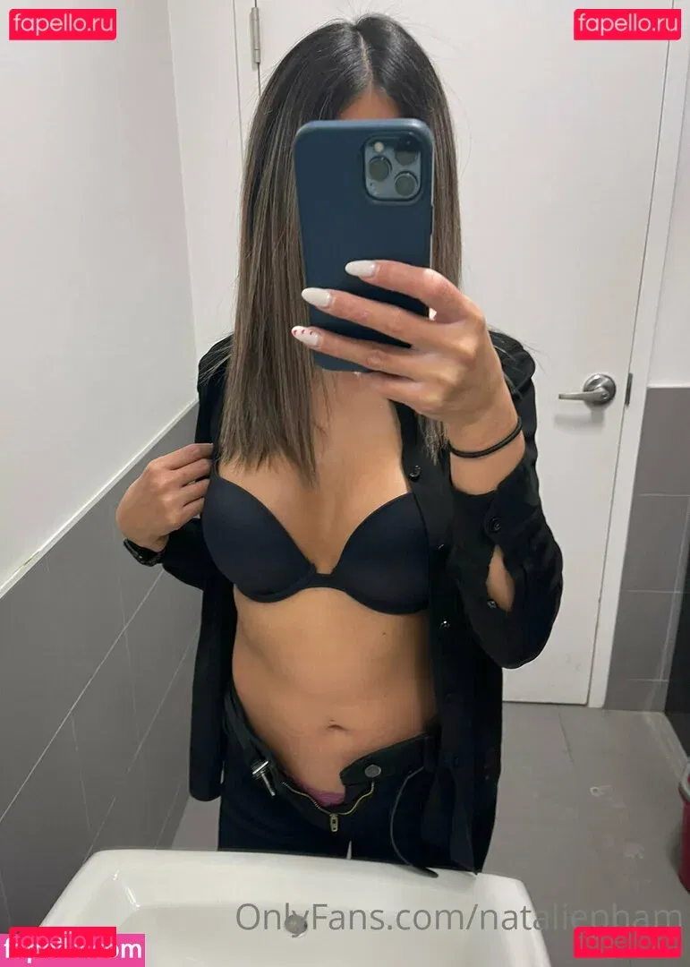 natpham Onlyfans Photo Gallery 