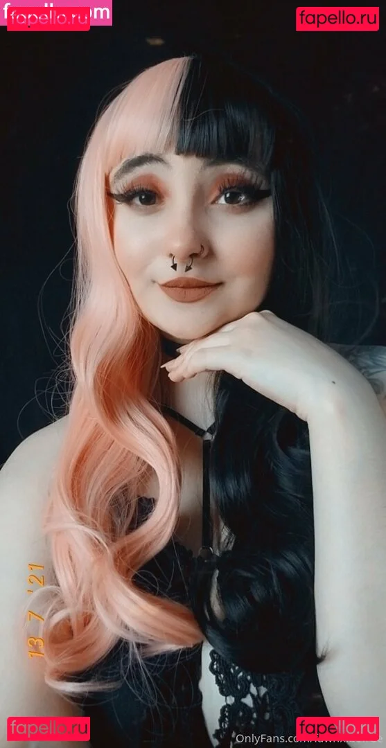 sirennnyxxfree Onlyfans Photo Gallery 