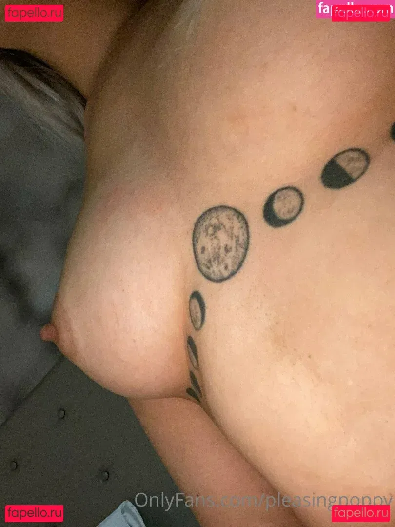 Pleasing.Poppy Onlyfans Photo Gallery 
