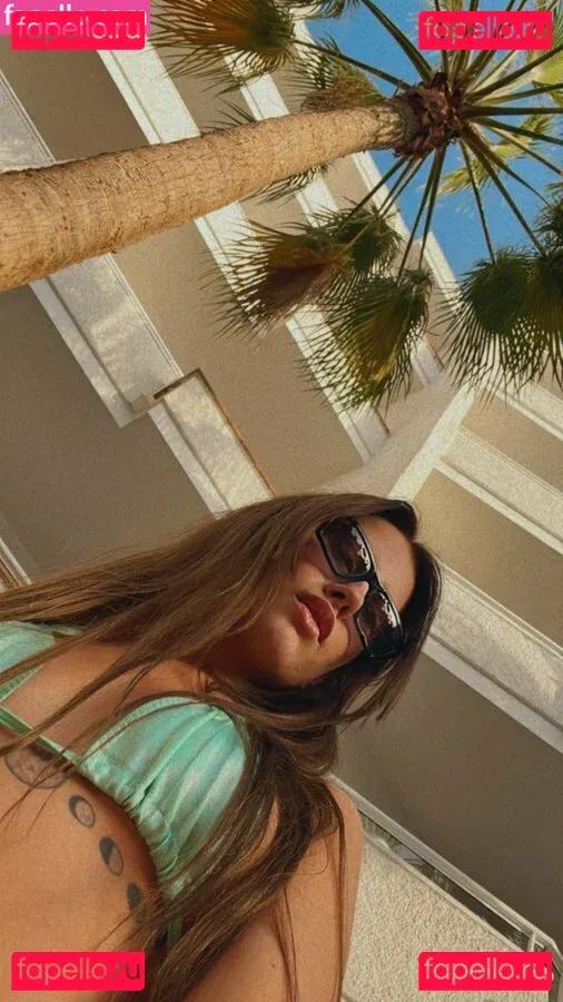 Pleasing.Poppy Onlyfans Photo Gallery 